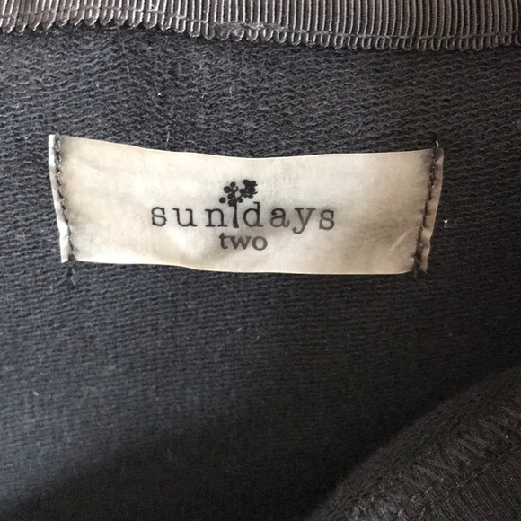 Never worn Sunidays Top - Picture 5 of 8